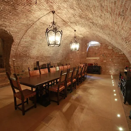 Della Torre In Citta Nocleg ze śniadaniem