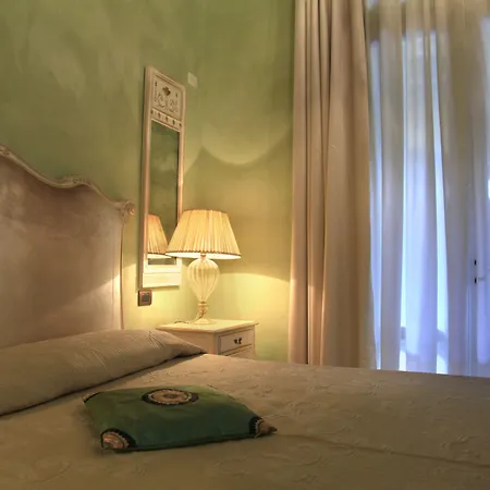 Nocleg ze śniadaniem Della Torre In Citta 4*