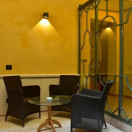 Della Torre In Citta Bed and Breakfast 2*