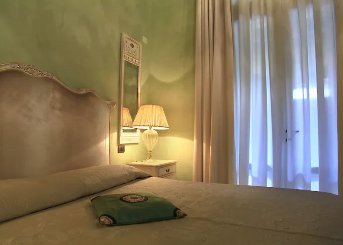 Nocleg ze śniadaniem Della Torre In Citta 4*