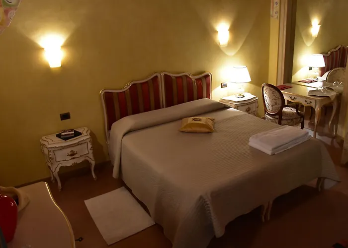 Della Torre In Citta Nocleg ze śniadaniem 4*